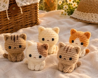 Zestaw wzorów szydełkowych 5 w 1 na miniaturowego, słodkiego kotka amigurumi w formacie PDF, wzór szydełkowy na uroczego pluszowego kociaka, zestaw zabawek dla kotów Kawaii, miniaturowe kotki szydełkowe