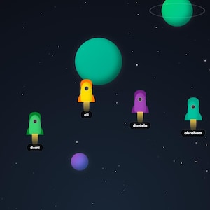Puede incluir: Ilustración digital de una escena espacial con polos en forma de cohete de colores. Cada polo tiene un color diferente y una etiqueta con un nombre. Planetas y estrellas en el fondo.