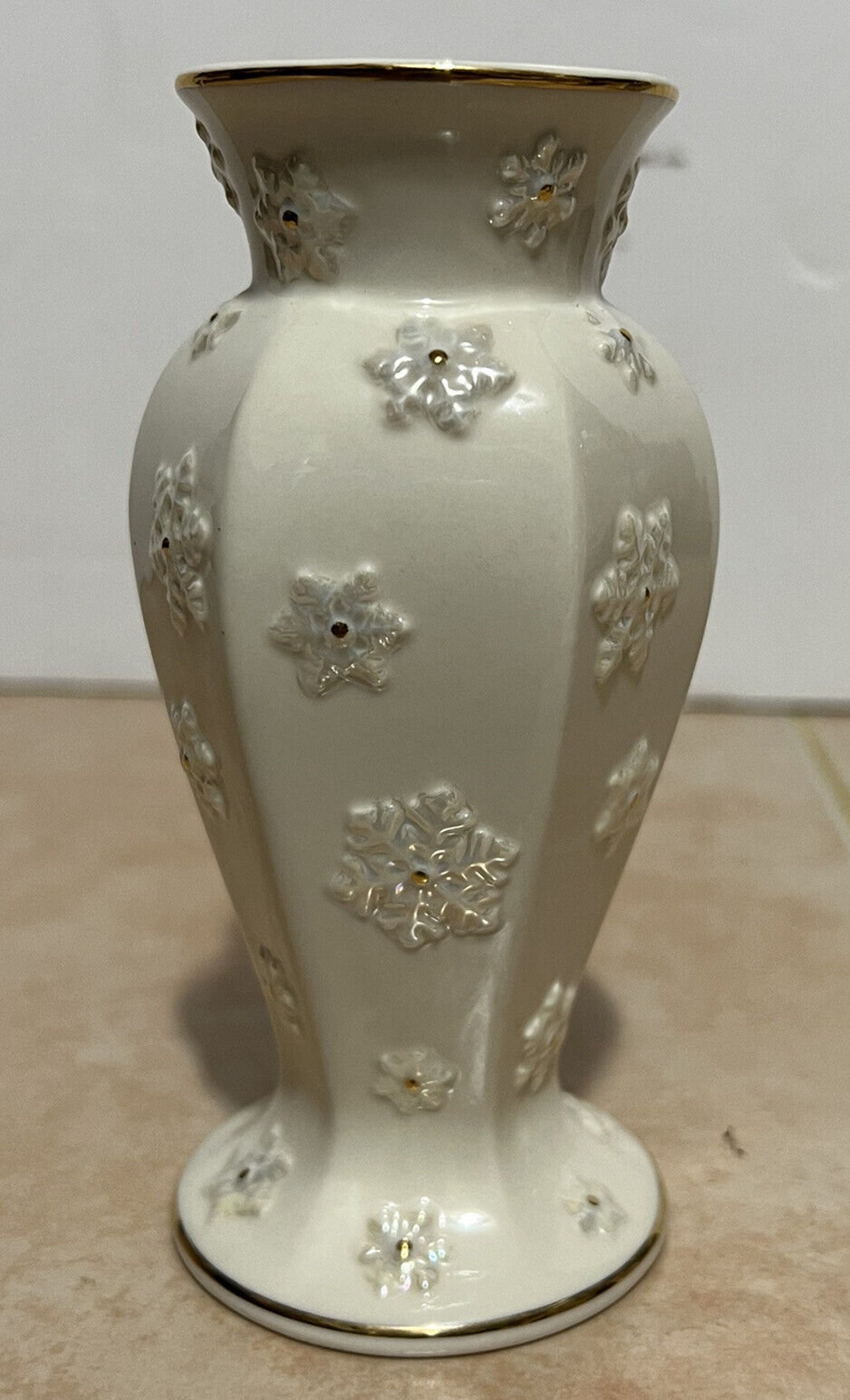 Lenox Stocking Splendor Lenox Fine China Winter Splendor 5 Bud Vase Snowflakes 24K Retired - Etsy