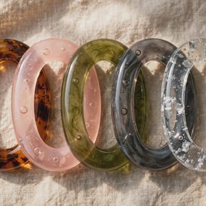 Large Resin Interlocking Wall Link | Modern Colorful Chain Decor
