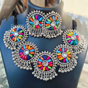 Geoxideerde veelkleurige chokerset/damessieradenset/Tribal boho-ketting/Indiase oorbellen