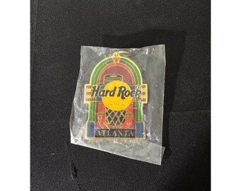 Hard Rock Cafe Keychain OS Multi Like New Atlanta Jukebox Stained Glass Vintage