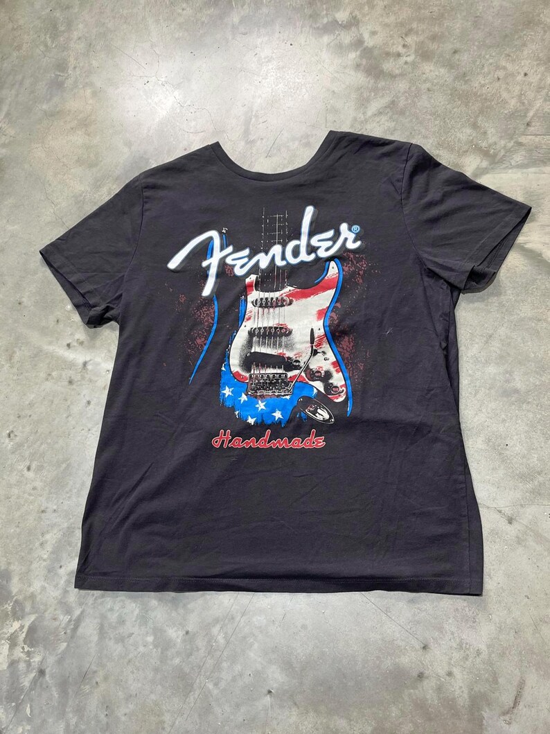 Fender Gebrauchtes Large T-shirt Bild 2