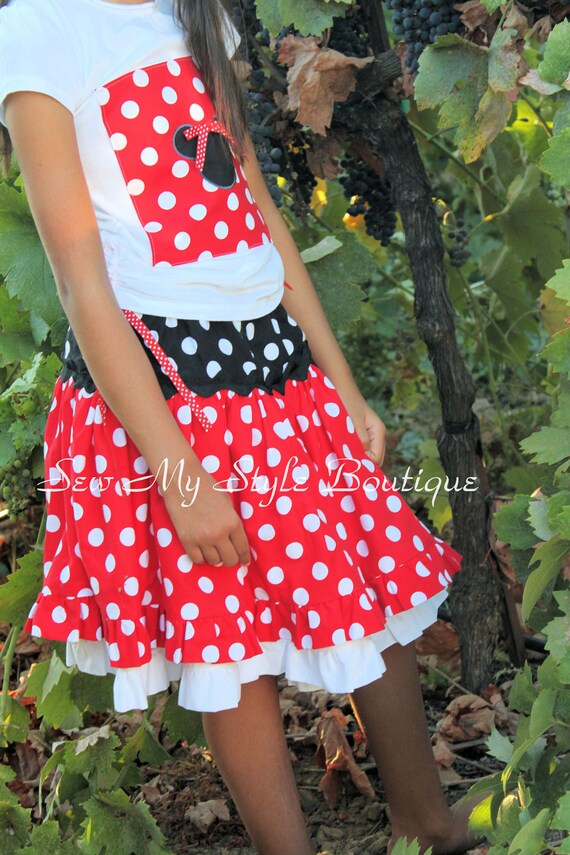 Ladies red and white polka dot skirt hotsell