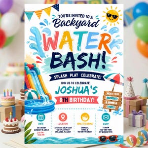 Op de afbeelding: Een rechthoekige uitnodiging voor Joshua's 8e verjaardag voor een waterfeest in de achtertuin. Het ontwerp bevat een blauwe opblaasbare waterglijbaan, een gele zon met zonnebril en een houten bord met de tekst 'Near your swimsuit & bring a towel'.