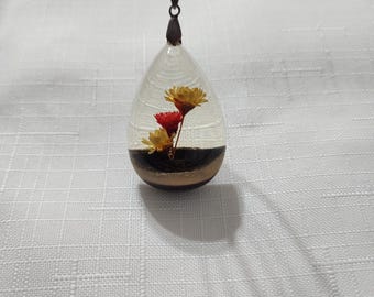 Real Flower Teardrop Resin Pendant, Botanical Nature Inspired Necklace
