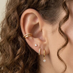 18K guldfyllda CZ örhängen, set med 4 hoops och droppörhängen, pavé huggie hoops hängande örhängen, minimalistiska guldsmycken, present till henne