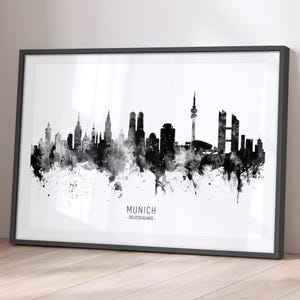 Munich Skyline Germany, Cityscape Painting Art Print Poster BX (11477)
