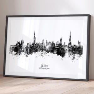 Derry Skyline Irlanda del Nord, Cityscape Painting Stampa artistica Poster BX (24244)