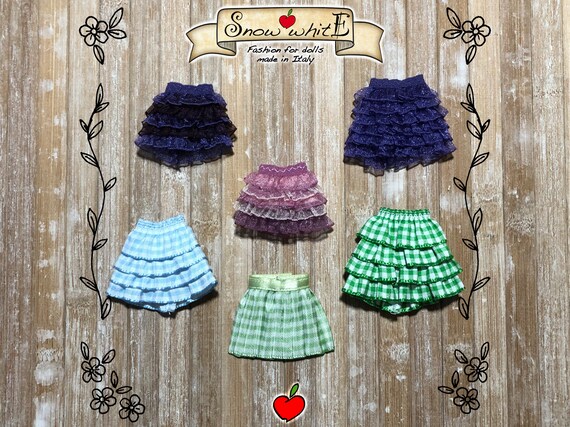 Skirt for Middie Blythe and similar dolls.
