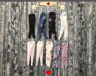 Tights for Middie Blythe and similar dolls.