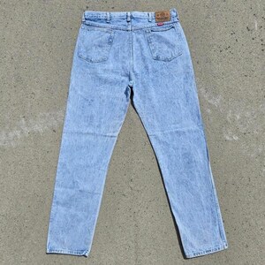 Vintage Wrangler relaxed fit acid wash jeans 36x33 image 4