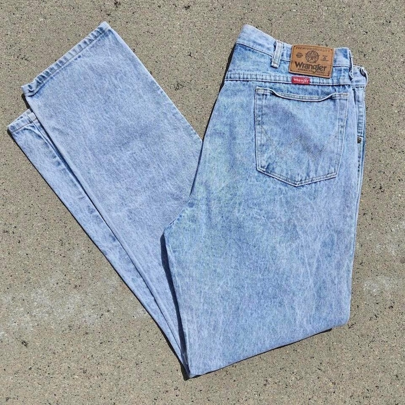 Vintage Wrangler relaxed fit acid wash jeans 36x33 image 3