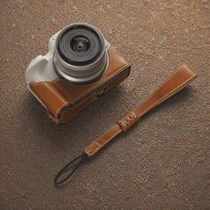 Canon eos m100 case - Etsy 日本