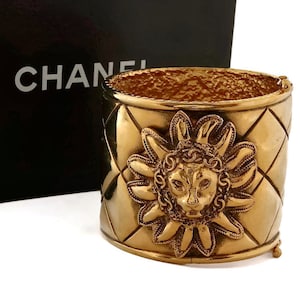 Vintage CHANEL Iconic Lion Head Logo Quilted Bracelet Cuff