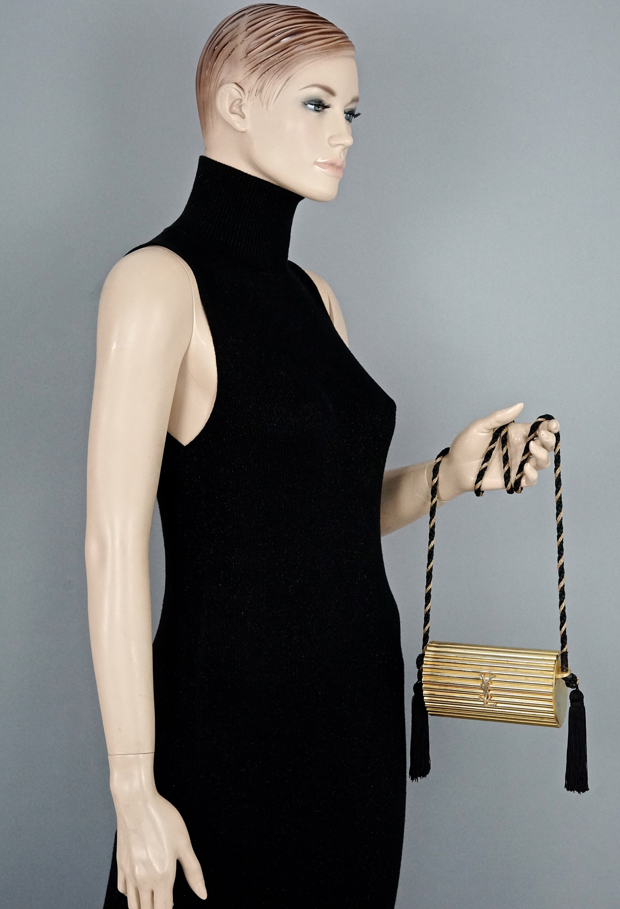 ysl gold tassel bolsa