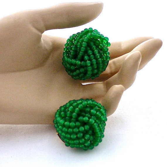 Vintage 1967 CHRISTIAN DIOR Knotted Emerald Glass… - image 3