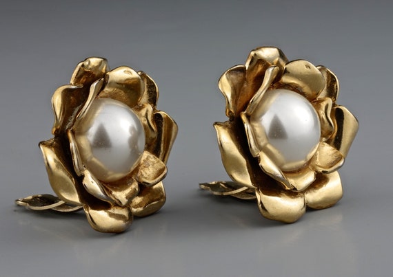 Vintage YVES SAINT LAURENT Ysl Gilt Flower Pearl … - image 2