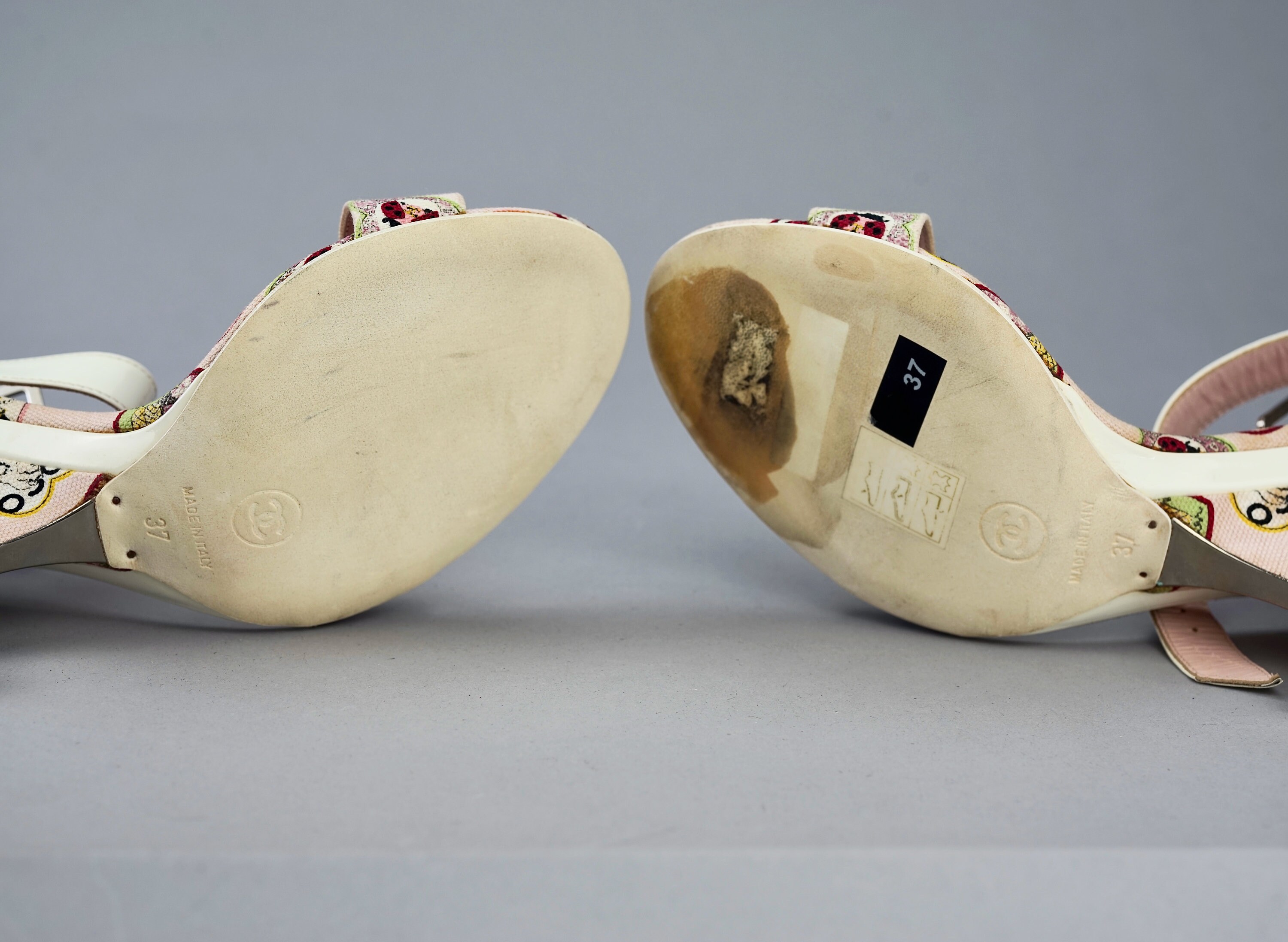 【希少】CHANEL バレンタインハート サンダル 靴 ヒール ミュール　レア シャネル バレンタイン ハート サンダル 靴 ヒール ミュール