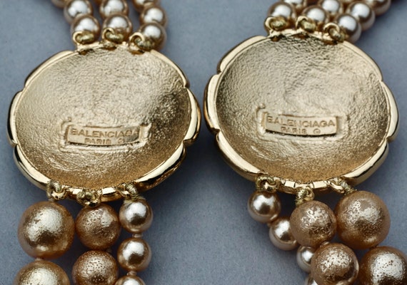 Vintage Balenciaga Tiered Pearl Disc Necklace - image 9