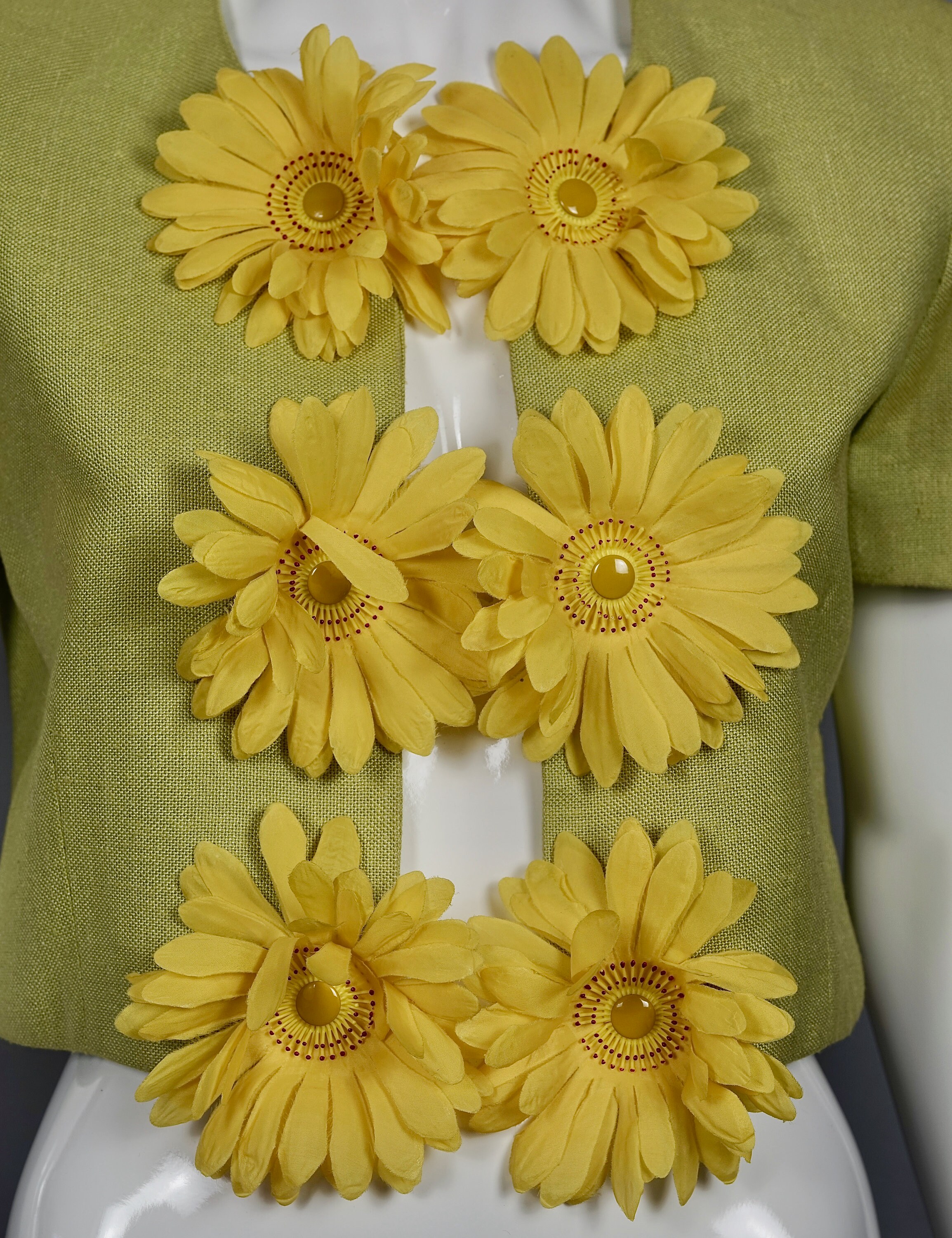 Vintage MOSCHINO CHEAP and CHIC Daisy Flower Novelty Cropped