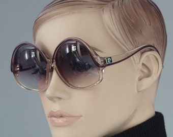 1970s Pierre Cardin Winged Sunglasses, Mod 60810 21007 - Etsy display picture 1