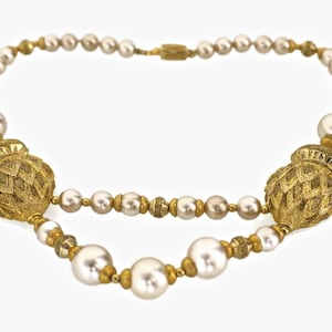 Vintage BALENCIAGA Enamel Jar Tiered Pearl Necklace