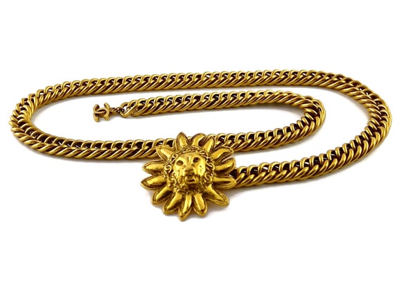 Chanel lion necklace deals