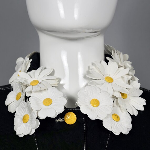 moschino daisy collar jacket