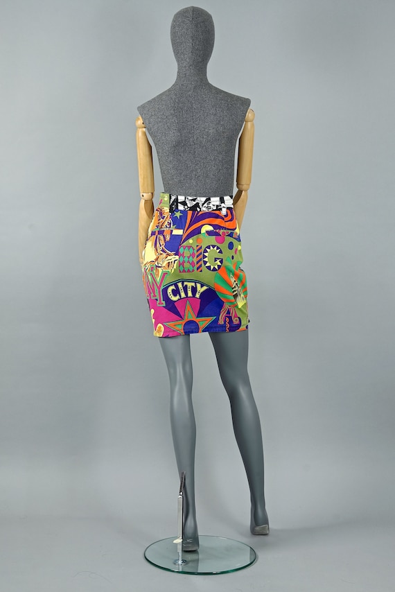 Vintage VERSACE JEANS COUTURE Manhattan New York City