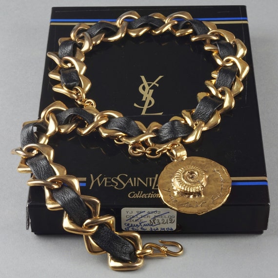 Auth. YSL Yves Saint Laurent Gold/Leather Chunky Chain Vintage Belt/Choker