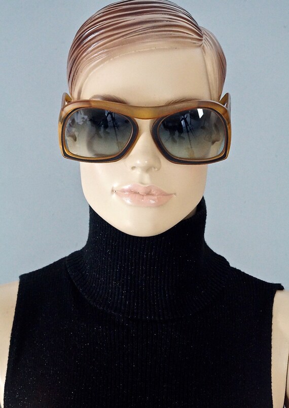 Vintage CHRISTIAN DIOR Bridgeless Space Age Sungla