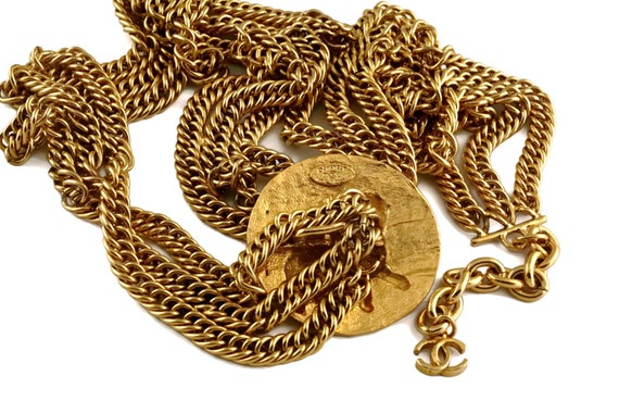 Vintage CHANEL by Robert Goossens Lion Medallion Triple Chain 