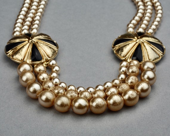 Vintage Balenciaga Tiered Pearl Disc Necklace - image 6
