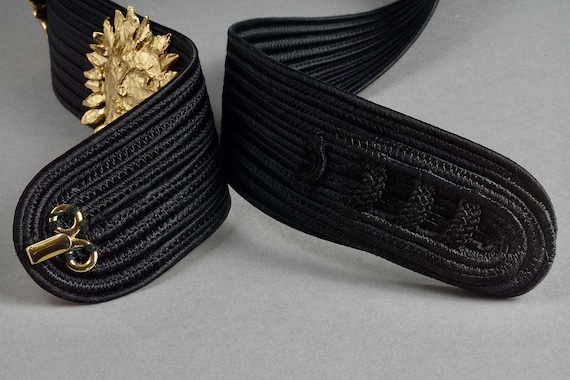 Vintage YVES SAINT LAURENT Ysl Sun Face Charm Black  display picture 1