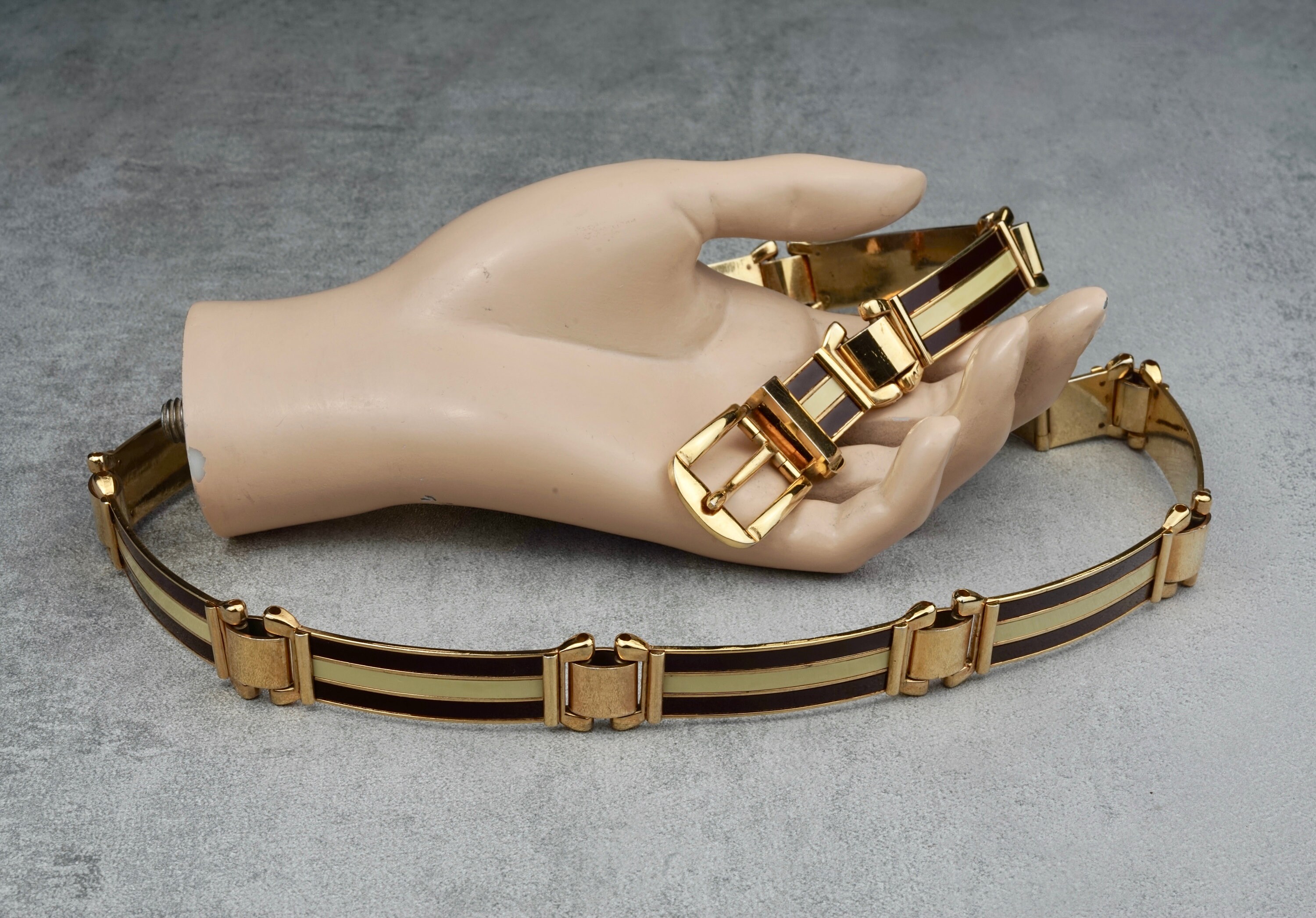 Gucci enamel belt sale