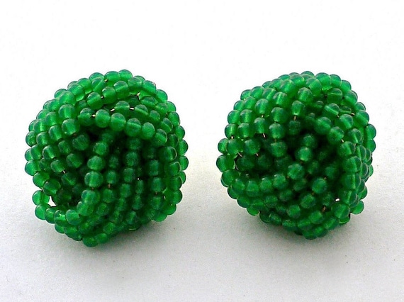 Vintage 1967 CHRISTIAN DIOR Knotted Emerald Glass… - image 1