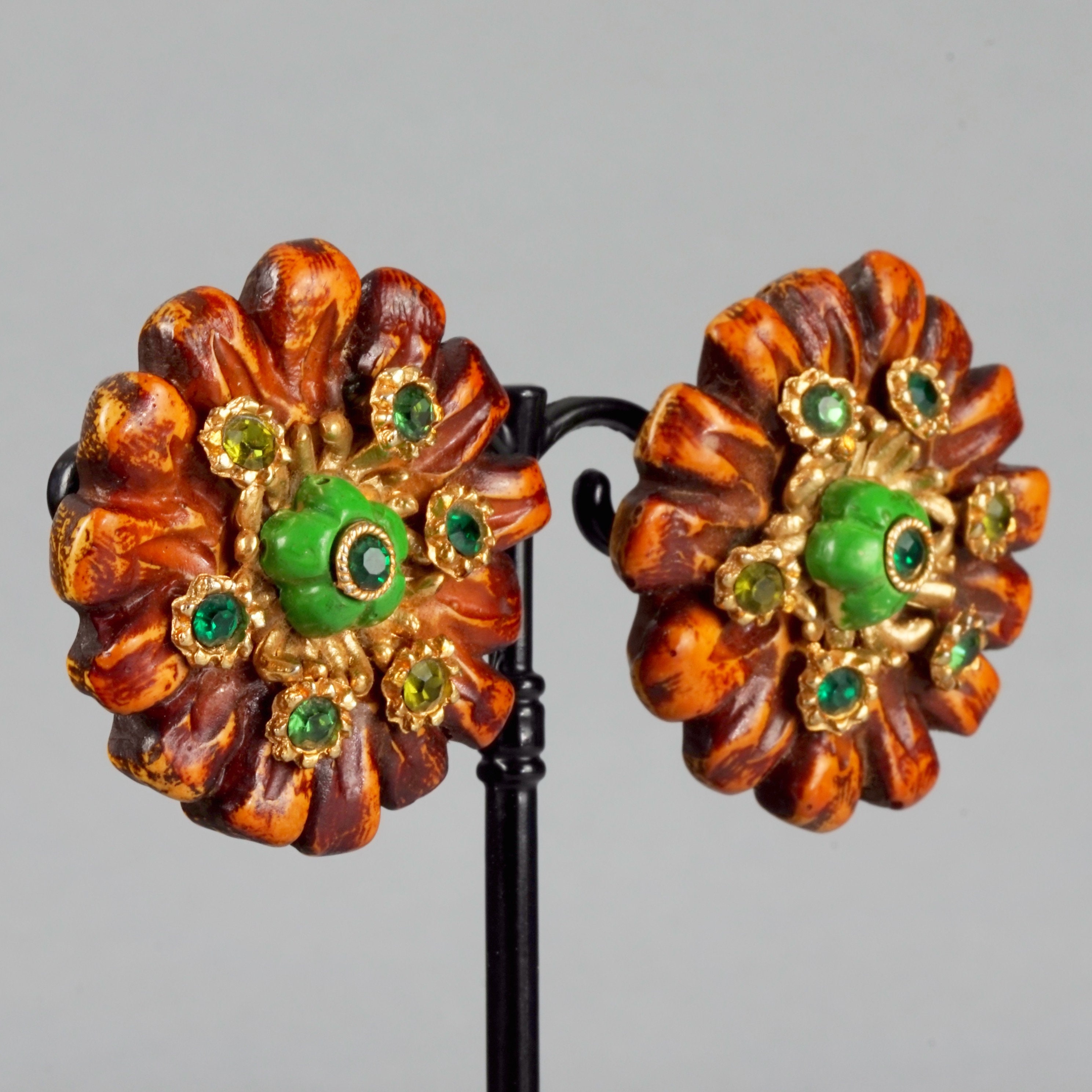 Boucles D'oreilles Vintage Jacky De G - Résine Couleur Parme - Occasion Bon état