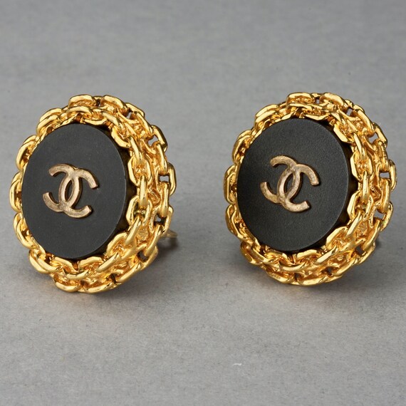 Vintage 1993 CHANEL CC Logo Disc Chain Earrings - image 4