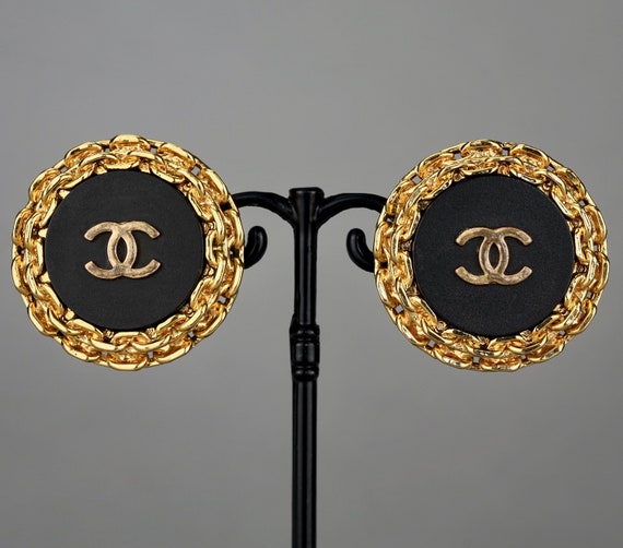 Vintage 1993 CHANEL CC Logo Disc Chain Earrings - image 5