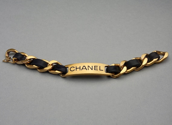 Vintage 1995 CHANEL ID Plate Leather Chain Bracelet 