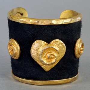 Edouard Rambaud エデュアールランボー　ゴールドハート　バングル エドュアールランボーのゴールドブレスレットです！ Edouard Rambaud