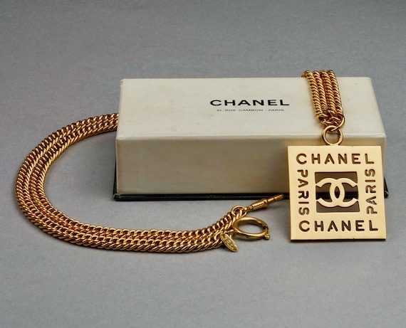 Vintage CHANEL PARIS Logo Cutout Square Pendant Necklace 