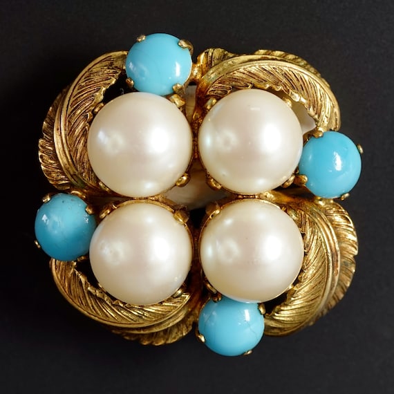 超希少】 Christian Dior 1960s ブルーラインストーンブローチ Vintage 1965 CHRISTIAN DIOR Glass Pearl and Turquoise Cabochons