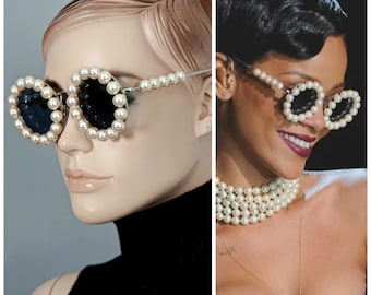 Vintage 1994 Iconic CHANEL Pearl Round Sunglasses