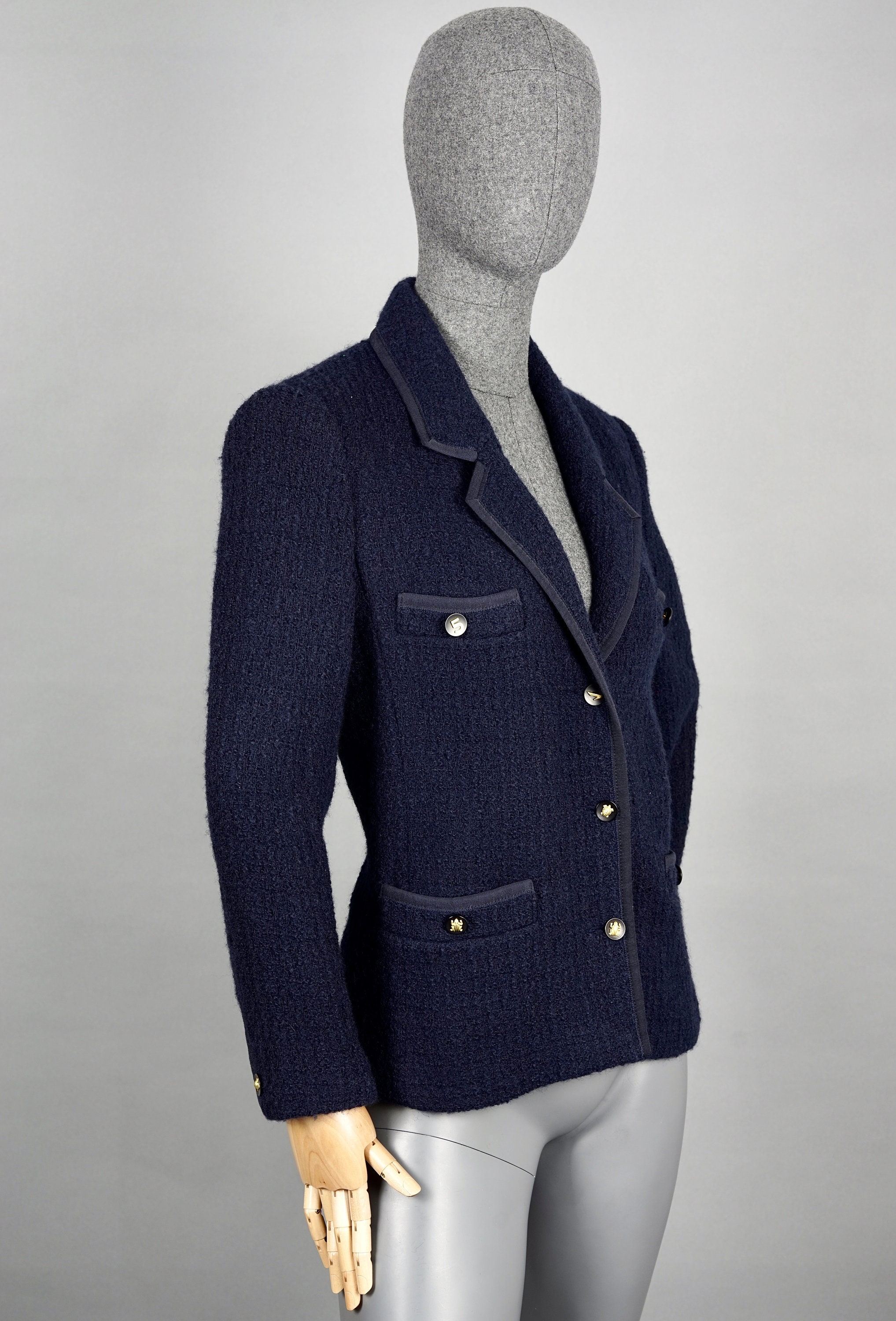 Chanel blue tweed jacket - Gem
