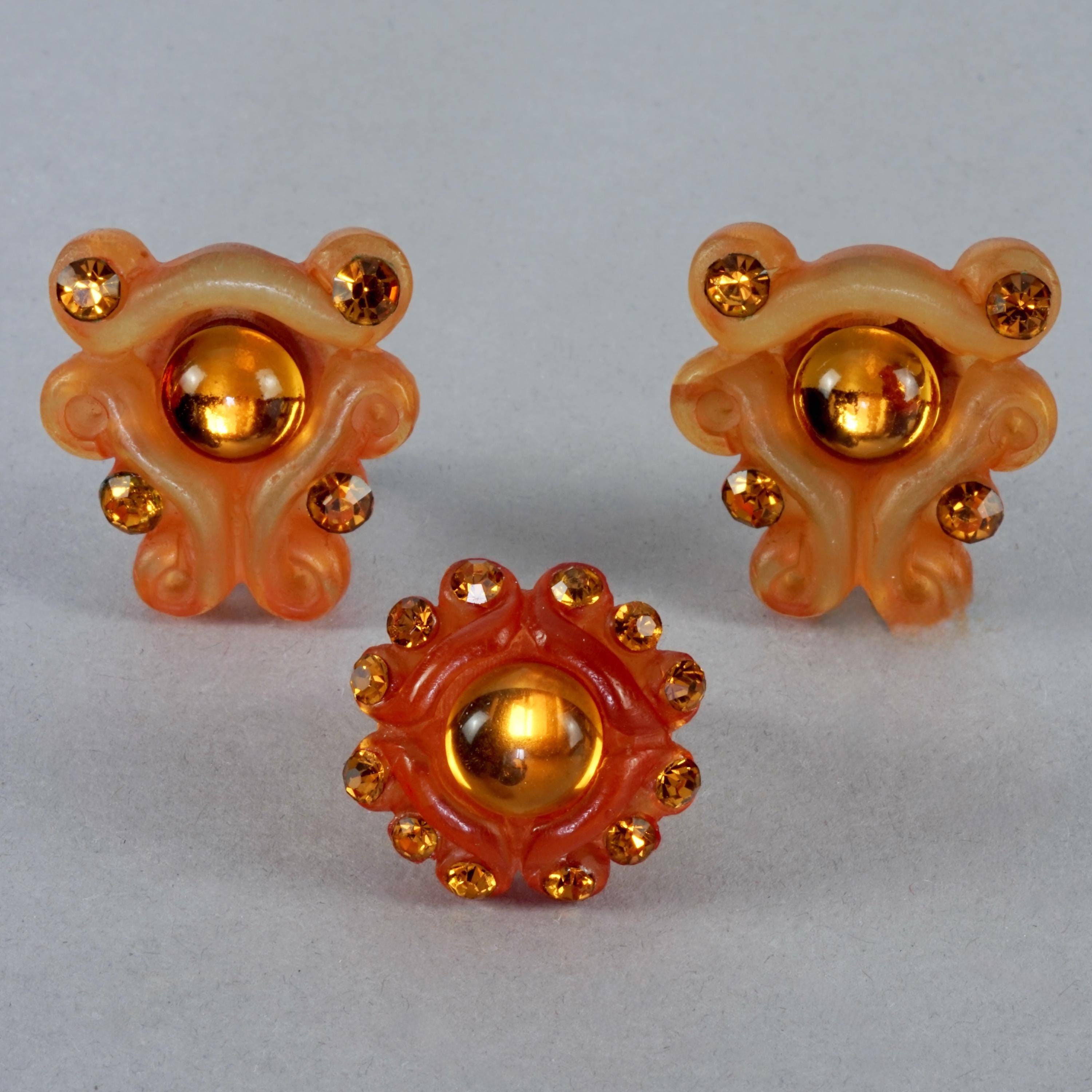 Alexis Lahellec - Etsy