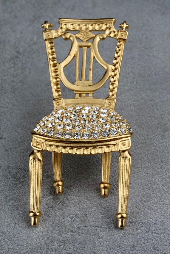 希少 ヴィンテージ 大ぶりKARL LAGERFELD ブローチ Karl Lagerfeld Vintage Gold-Tone Banner Baroque Pearl Drop