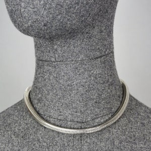 Vintage 1973 Christian Dior silverhalsband med ormkedja från 1973 bild 2