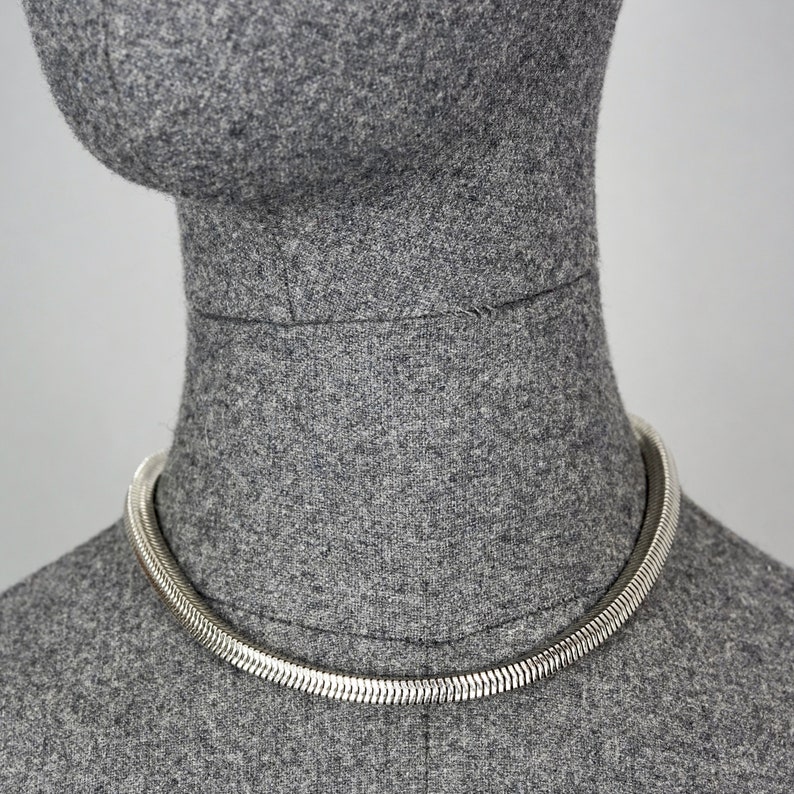 Vintage 1973 Christian Dior silverhalsband med ormkedja från 1973 bild 2